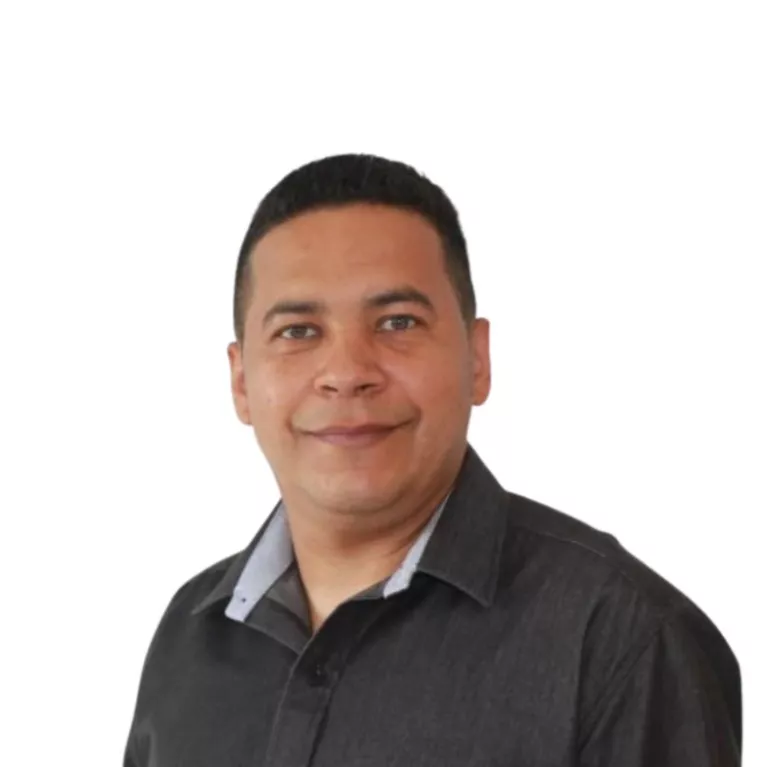 Román MAZO